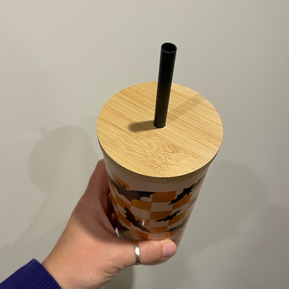 🦇FREE w/$50 purchase 🦇Orange Checkered Tumbler with Bats and wood lid with Straw - Picture 2 of 5